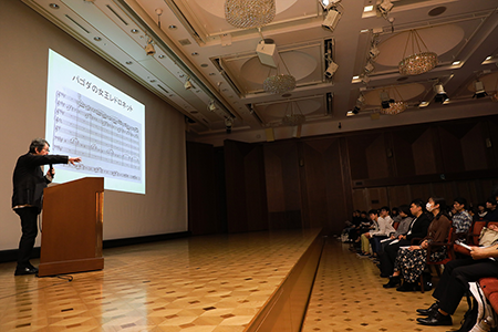 Pre-lecture by Professor Junichi Konuma