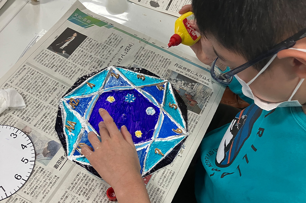 色塗りと飾りでカラフル＆キラキラ！2